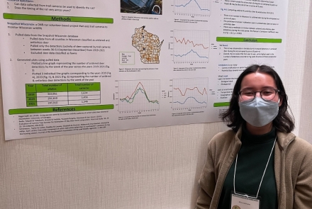 Mira Johnson presents poster on the rut